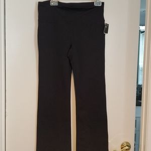 brand new Ladies Gapfit stretch pant